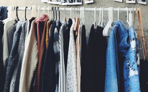 12月全國紡織服裝專業市場景氣指數小幅回落，日用品銷售穩中有進